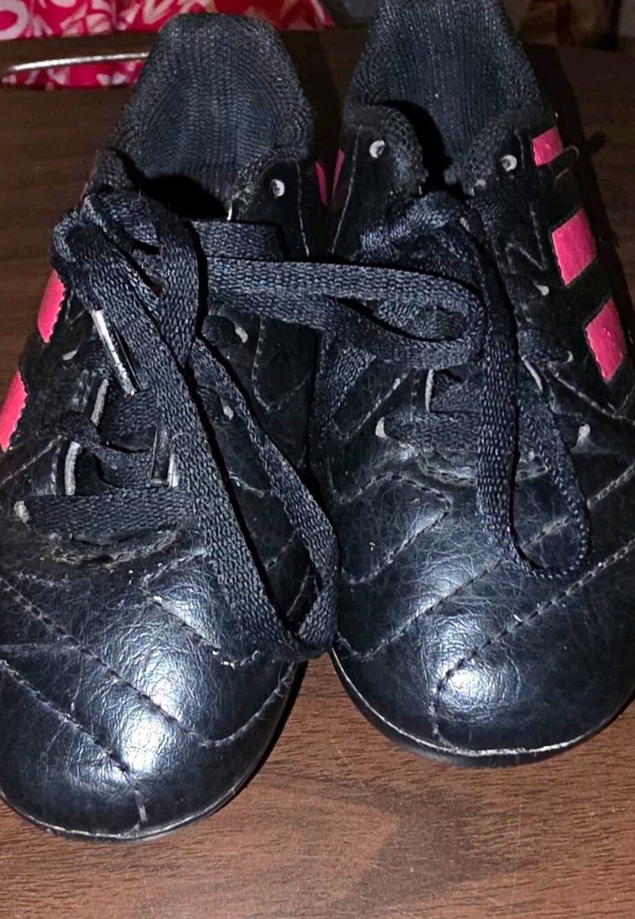 Adidas Kids Soccer Cleats Size 10K Black Hot Pink SGC 753002 Youth Girls Boys